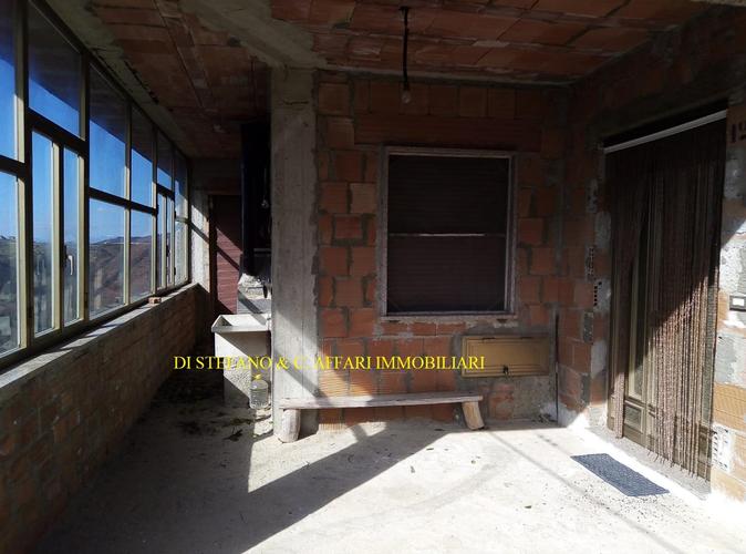  id.4963182