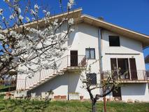 VILLETTA A SCHIERA IN VENDITA IN ABRUZZO A CIVITELLA CASANOVA (PE) in Vendita